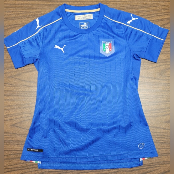 Women's Puma Italy Soccer Jersey EUC - Picture 2 of 9